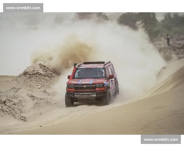 征服极限荒野挑战赛 探索大越野赛事精彩瞬间与力量考验